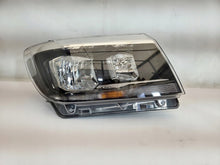Load image into Gallery viewer, Frontscheinwerfer Man Tge Crafter 7C1941006B Rechts Scheinwerfer Headlight SCH1795430791oy