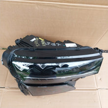 Load image into Gallery viewer, Frontscheinwerfer Skoda Karoq 57B941010 LED Rechts Scheinwerfer Headlight SCH1797312311do