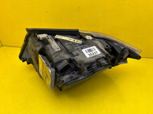 Laden Sie das Bild in den Galerie-Viewer, Frontscheinwerfer BMW 3 E91 E90 6942744 Xenon Rechts Scheinwerfer Headlight SCH1797821767iu