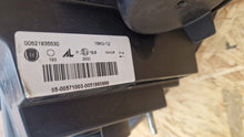 Laden Sie das Bild in den Galerie-Viewer, Frontscheinwerfer Fiat Panda 00521935530 Rechts Scheinwerfer Headlight SCH1805404130va