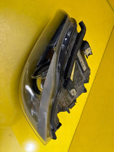 Laden Sie das Bild in den Galerie-Viewer, Frontscheinwerfer BMW 3 E91 E90 69427379 Xenon Links Scheinwerfer Headlight SCH1807624321hu