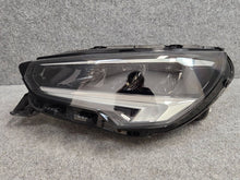 Laden Sie das Bild in den Galerie-Viewer, Frontscheinwerfer Opel Corsa F 39162653SCZ LED Links Scheinwerfer Headlight SCH1808726082yu
