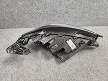 Laden Sie das Bild in den Galerie-Viewer, Frontscheinwerfer Opel Corsa F 39162653SCZ LED Links Scheinwerfer Headlight SCH1808726082yu