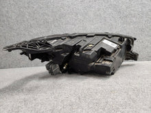 Laden Sie das Bild in den Galerie-Viewer, Frontscheinwerfer Opel Corsa F 39162653SCZ LED Links Scheinwerfer Headlight SCH1808726082yu