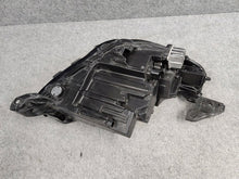 Laden Sie das Bild in den Galerie-Viewer, Frontscheinwerfer Opel Corsa F 39162653SCZ LED Links Scheinwerfer Headlight SCH1808726082yu