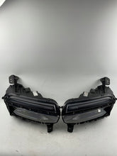 Laden Sie das Bild in den Galerie-Viewer, Frontscheinwerfer Jeep I 52218719 Ein Satz Scheinwerfer Headlight SCH1809126835do