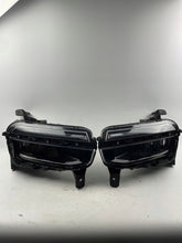 Laden Sie das Bild in den Galerie-Viewer, Frontscheinwerfer Jeep I 52218719 Ein Satz Scheinwerfer Headlight SCH1809126835do