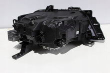 Laden Sie das Bild in den Galerie-Viewer, Frontscheinwerfer Opel Astra L 9855316680 LED Rechts Scheinwerfer Headlight SCH1815117051lg