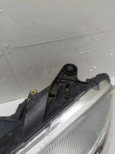 Laden Sie das Bild in den Galerie-Viewer, Frontscheinwerfer Mercedes-Benz W204 A2048208761 Links Scheinwerfer Headlight SCH1816508143sc