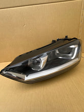 Laden Sie das Bild in den Galerie-Viewer, Frontscheinwerfer VW Golf VII 517941031B Xenon Links Scheinwerfer Headlight SCH1818044915ez