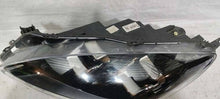Laden Sie das Bild in den Galerie-Viewer, Frontscheinwerfer Ford Kuga III L90187837 JV4B13E017AH Links Headlight SCH1822985536fe
