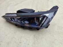 Load image into Gallery viewer, Frontscheinwerfer Hyundai Elantra VII 92101-F2500-2 Links Scheinwerfer Headlight SCH1824211748ef