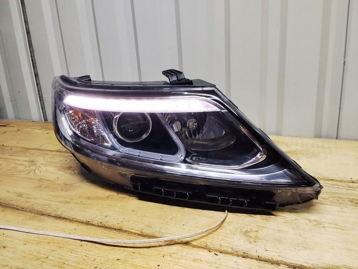 Frontscheinwerfer Kia Sorento R009G5504B4 Rechts Scheinwerfer Headlight SCH1826450945qe