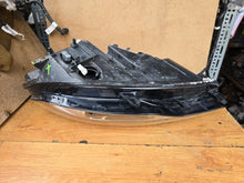 Laden Sie das Bild in den Galerie-Viewer, Frontscheinwerfer Audi A6 C7 4G0941031C Bi-Xenon Links Scheinwerfer Headlight SCH1829658541lh