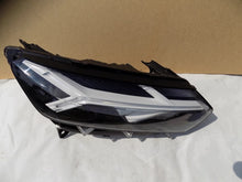 Laden Sie das Bild in den Galerie-Viewer, Frontscheinwerfer Dacia Sandero III 260107978R Rechts Scheinwerfer Headlight SCH1840768571nz
