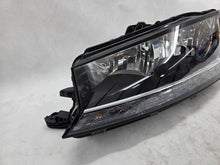 Laden Sie das Bild in den Galerie-Viewer, Frontscheinwerfer Skoda Fabia III 6V1941015D Links Scheinwerfer Headlight SCH1851183297sh