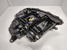 Laden Sie das Bild in den Galerie-Viewer, Frontscheinwerfer Mercedes-Benz W213 A2139067008 Rechts Scheinwerfer Headlight SCH1852537135es