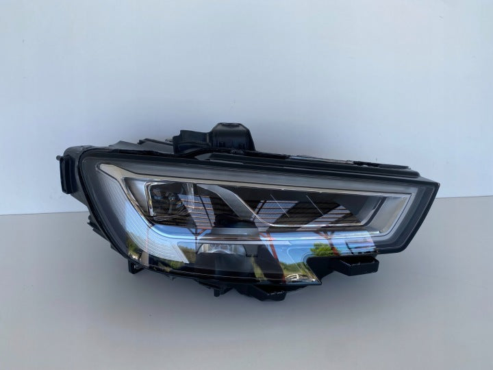 Frontscheinwerfer Audi A3 8VO941784C Rechts Scheinwerfer Headlight SCH1857688527iu