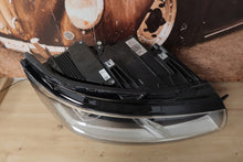 Laden Sie das Bild in den Galerie-Viewer, Frontscheinwerfer VW Multivan 7L1941036 LED Rechts Scheinwerfer Headlight SCH1859643036yp