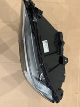 Laden Sie das Bild in den Galerie-Viewer, Frontscheinwerfer Volvo S90 V90 31655185 LED Links Scheinwerfer Headlight SCH1863465785zl