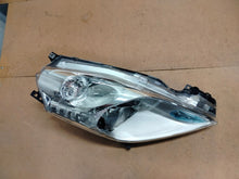Load image into Gallery viewer, Frontscheinwerfer Nissan Leaf 260103NL0B Rechts Scheinwerfer Headlight SCH1864212426gc