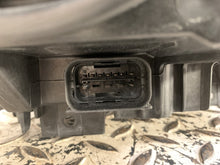 Laden Sie das Bild in den Galerie-Viewer, Frontscheinwerfer BMW 1 F21 F20 7229671-08 Links Scheinwerfer Headlight SCH1864257498vh