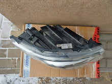 Load image into Gallery viewer, Frontscheinwerfer Mercedes-Benz Sprinter A9109065800 Full LED Ein Satz Headlight SCH1866123216tc