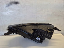 Laden Sie das Bild in den Galerie-Viewer, Frontscheinwerfer Ford Ecosport MN15-13E014-GB Links Scheinwerfer Headlight SCH1867553121dj