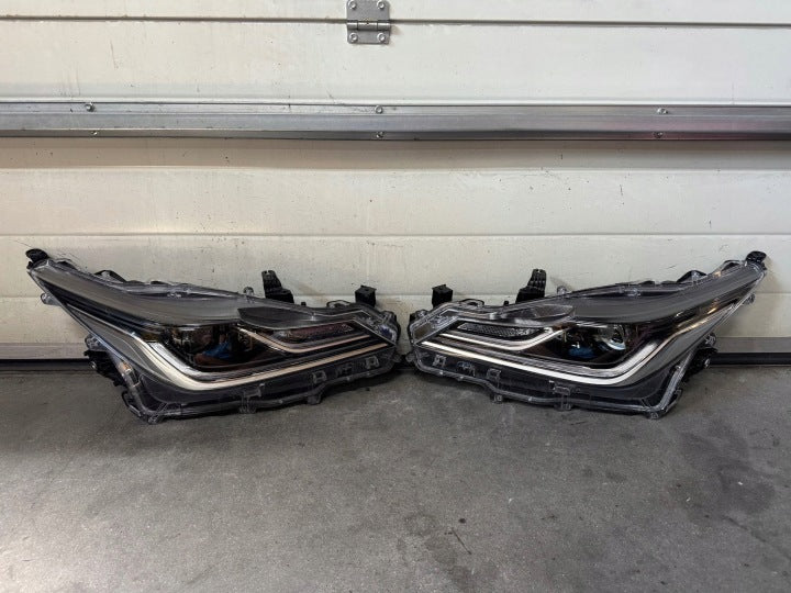 Frontscheinwerfer Toyota Corolla 8115002T51-00 Ein Satz Scheinwerfer Headlight SCH1876547723rm