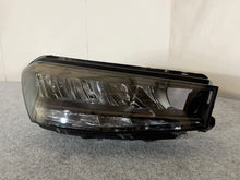 Laden Sie das Bild in den Galerie-Viewer, Frontscheinwerfer Skoda Fabia IV 6VB941016 Rechts Scheinwerfer Headlight SCH1877290410qc