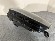 Laden Sie das Bild in den Galerie-Viewer, Frontscheinwerfer Skoda Fabia IV 6VB941016 Rechts Scheinwerfer Headlight SCH1877290410qc