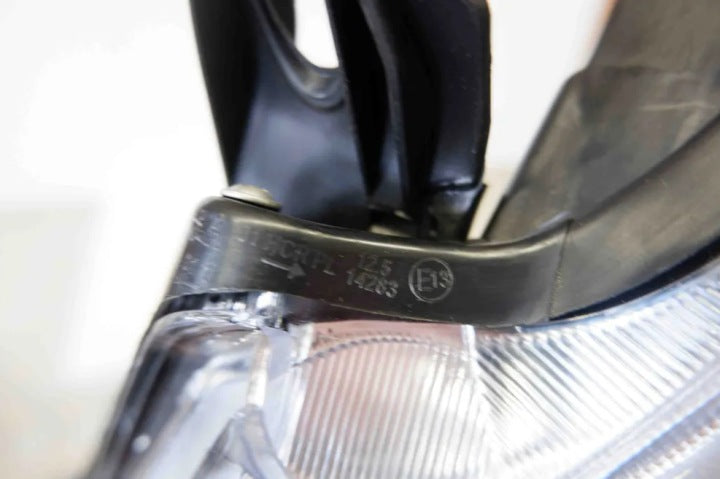 Frontscheinwerfer Toyota Prius Plus 8107047680 Links Scheinwerfer Headlight SCH1893129993ms