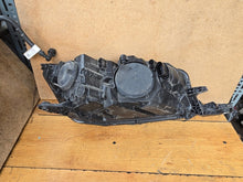 Load image into Gallery viewer, Frontscheinwerfer Skoda Fabia III 6V1941015D Links Scheinwerfer Headlight SCH1901547807gk