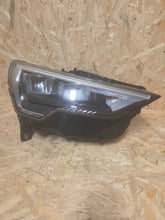 Laden Sie das Bild in den Galerie-Viewer, Frontscheinwerfer Audi Q3 83A941012 LED Rechts Scheinwerfer Headlight SCH1906132759ka