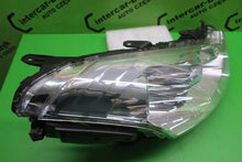 Laden Sie das Bild in den Galerie-Viewer, Frontscheinwerfer Citroën C-Crosser P7143R Rechts Scheinwerfer Headlight SCH1911119344no