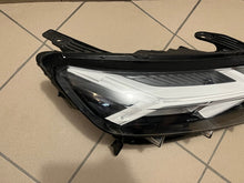 Laden Sie das Bild in den Galerie-Viewer, Frontscheinwerfer Dacia Sandero III Logan 260103884R Full LED Rechts Headlight SCH1914105406jk