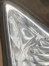 Laden Sie das Bild in den Galerie-Viewer, Frontscheinwerfer Honda City P5658 Links Scheinwerfer Headlight SCH1918615435ou