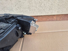 Load image into Gallery viewer, Frontscheinwerfer VW Passat 3J1941006 Rechts Scheinwerfer Headlight SCH1920145485ae
