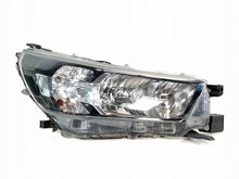 Laden Sie das Bild in den Galerie-Viewer, Frontscheinwerfer Toyota Hilux VIII 811100KK60 Rechts Scheinwerfer Headlight SCH1921114218ub