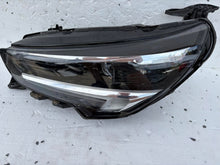 Laden Sie das Bild in den Galerie-Viewer, Frontscheinwerfer Opel Corsa F 39162658 Links Scheinwerfer Headlight SCH1926687452wh