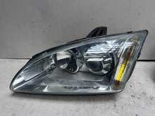 Laden Sie das Bild in den Galerie-Viewer, Frontscheinwerfer Ford Focus 4M5113W030EC Xenon Ein Satz Scheinwerfer Headlight SCH1928355564hx