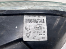 Laden Sie das Bild in den Galerie-Viewer, Frontscheinwerfer Ford Focus 4M5113W030EC Xenon Ein Satz Scheinwerfer Headlight SCH1928355564hx