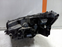 Laden Sie das Bild in den Galerie-Viewer, Frontscheinwerfer Peugeot 2008 II 9841642180 Rechts Scheinwerfer Headlight SCH1930415082bw