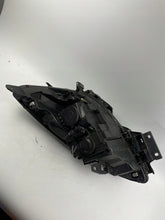 Laden Sie das Bild in den Galerie-Viewer, Frontscheinwerfer Renault Scenic 260106928R Rechts Scheinwerfer Headlight SCH1931488578nw