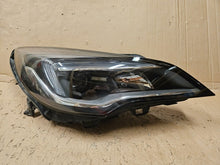 Laden Sie das Bild in den Galerie-Viewer, Frontscheinwerfer Opel Astra 39077801 Rechts Scheinwerfer Headlight SCH1935628847fp