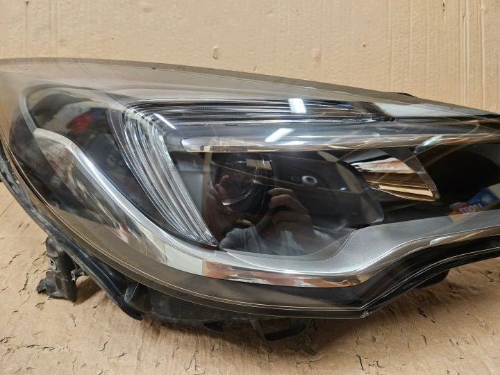 Frontscheinwerfer Opel Astra 39077801 Rechts Scheinwerfer Headlight SCH1935628847fp