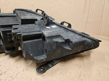 Laden Sie das Bild in den Galerie-Viewer, Frontscheinwerfer Opel Astra 39077801 Rechts Scheinwerfer Headlight SCH1935628847fp