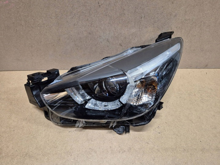 Frontscheinwerfer Mazda 2 D09K-51040 LED Links Scheinwerfer Headlight SCH1938031131ik
