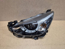 Laden Sie das Bild in den Galerie-Viewer, Frontscheinwerfer Mazda 2 D09K-51040 LED Links Scheinwerfer Headlight SCH1938031131ik