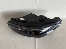 Load image into Gallery viewer, Frontscheinwerfer VW Passat 3J1941005 Links Scheinwerfer Headlight SCH1940395671lt